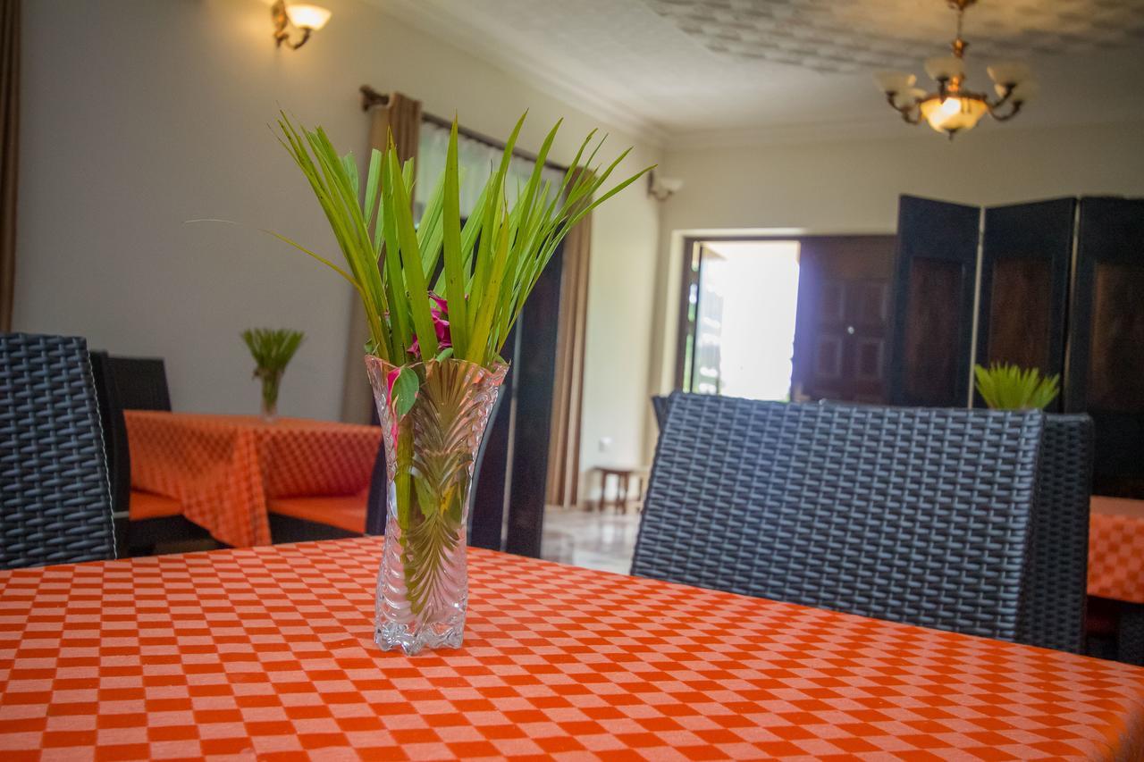 Tuzza Hotel Bushenyi Exterior photo
