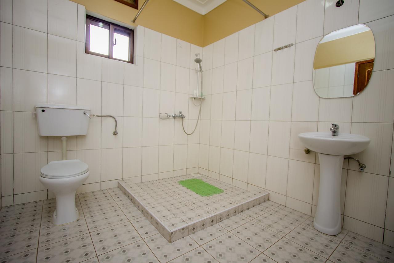 Tuzza Hotel Bushenyi Exterior photo