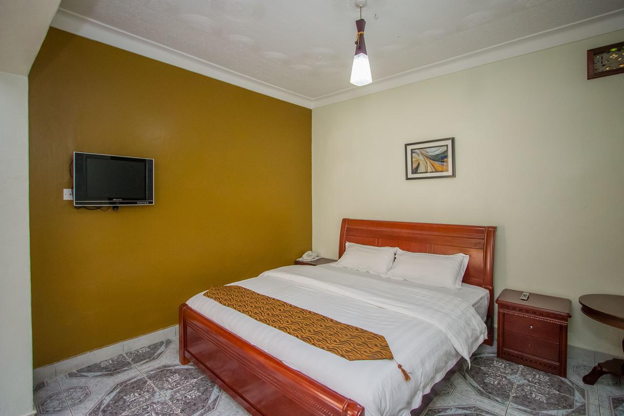 Tuzza Hotel Bushenyi Exterior photo