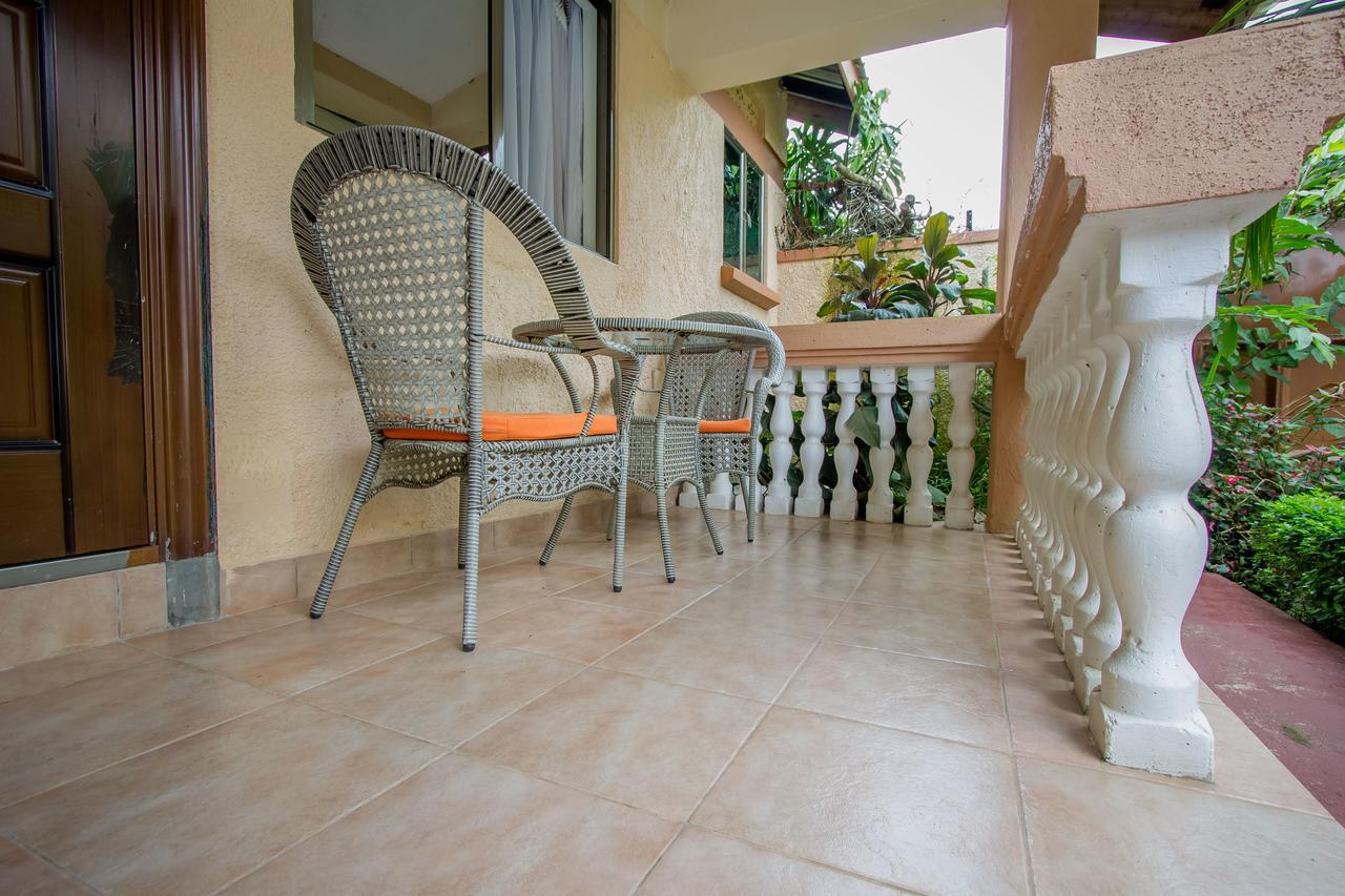 Tuzza Hotel Bushenyi Exterior photo