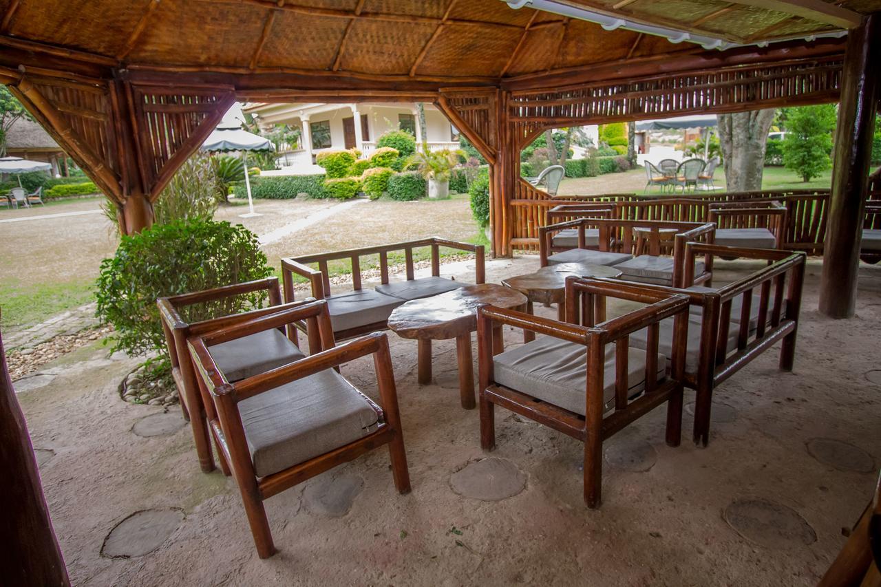 Tuzza Hotel Bushenyi Exterior photo